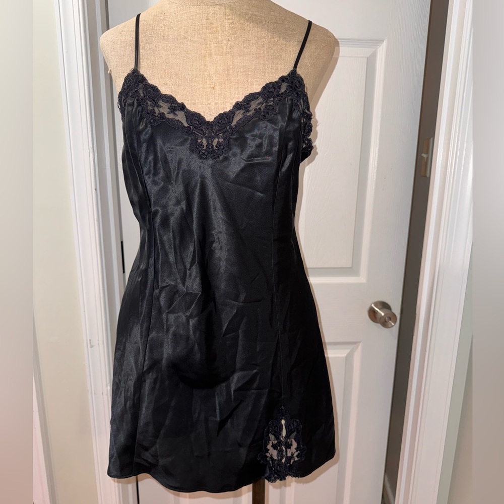 Victoria's Secret vintage Y2K 90s Black Satin Chemise Lace lingerie slip dress